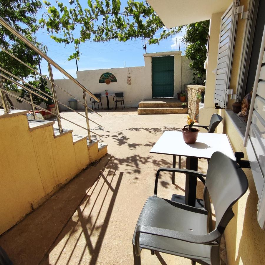 Siempre Viva Dhermi Exterior photo